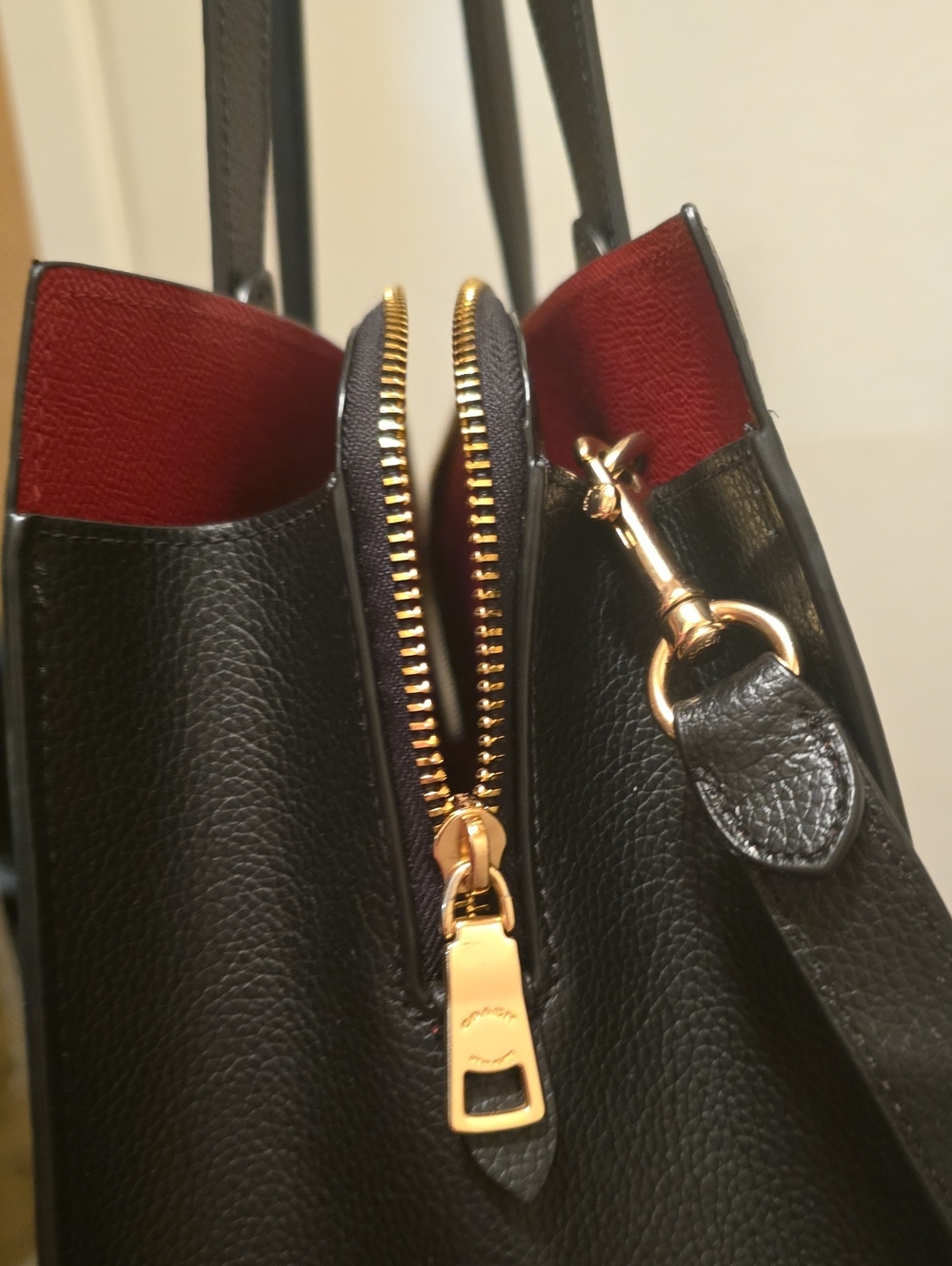 Coach Black Pebbled Leather Tote with Gold Hardware - Picture 5 of 11